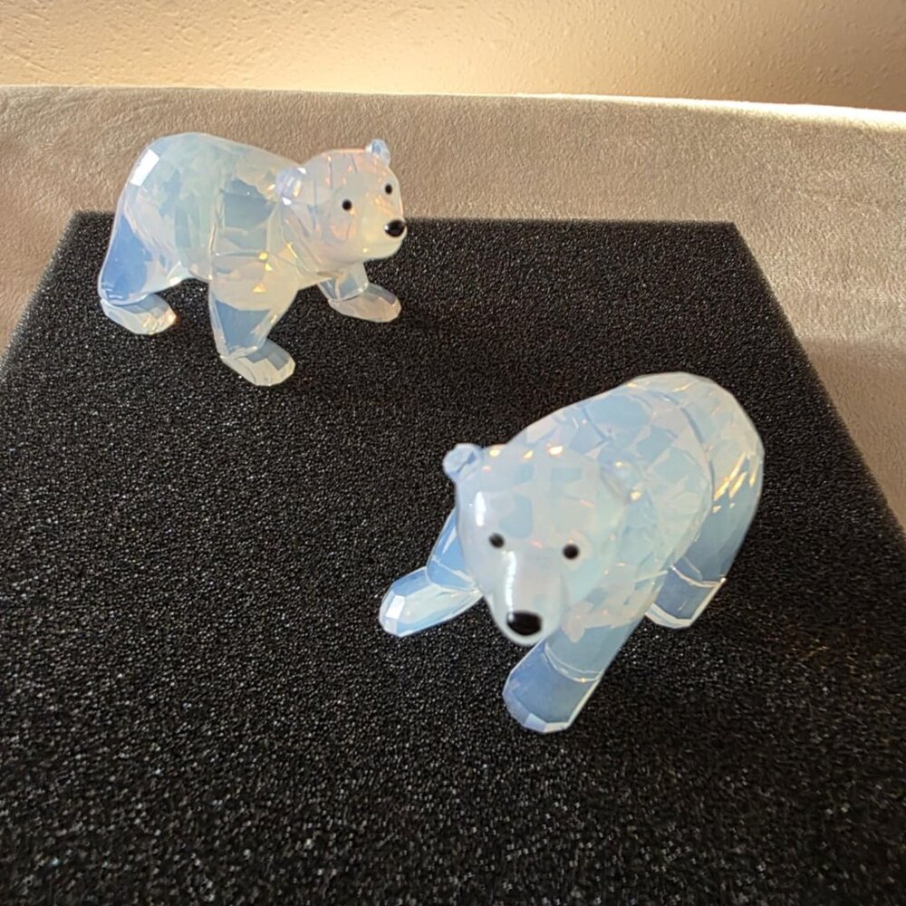 Swarovski Crystal Society (SCS) 2011 Polar Bear Cubs Pair figurines